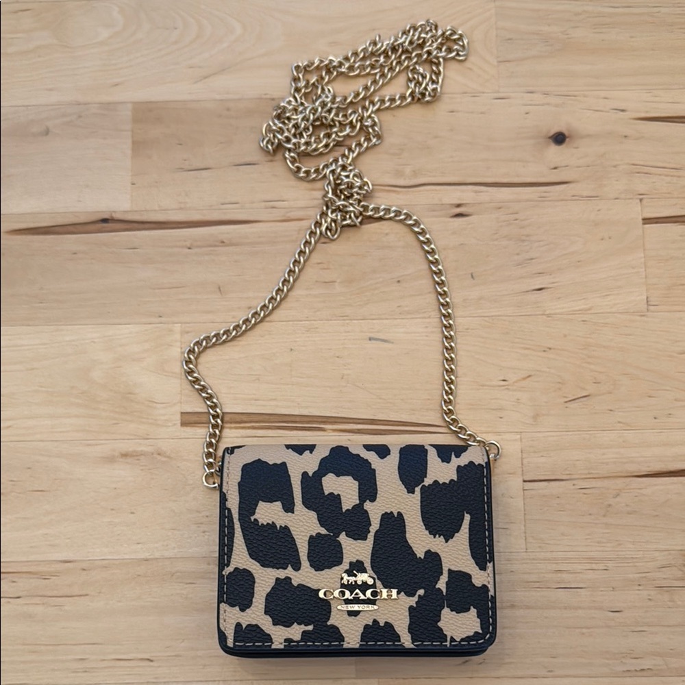 COACH MINI WALLET PURSE - Picture 2 of 9